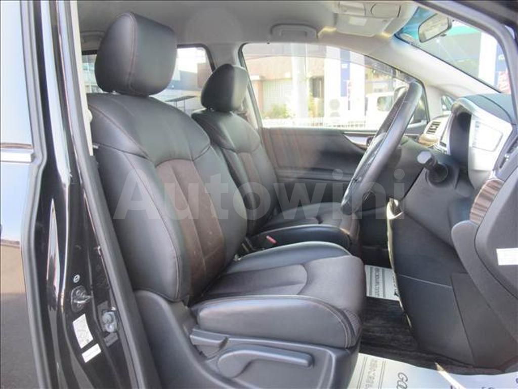 2014 NISSAN ELGRAND - 4