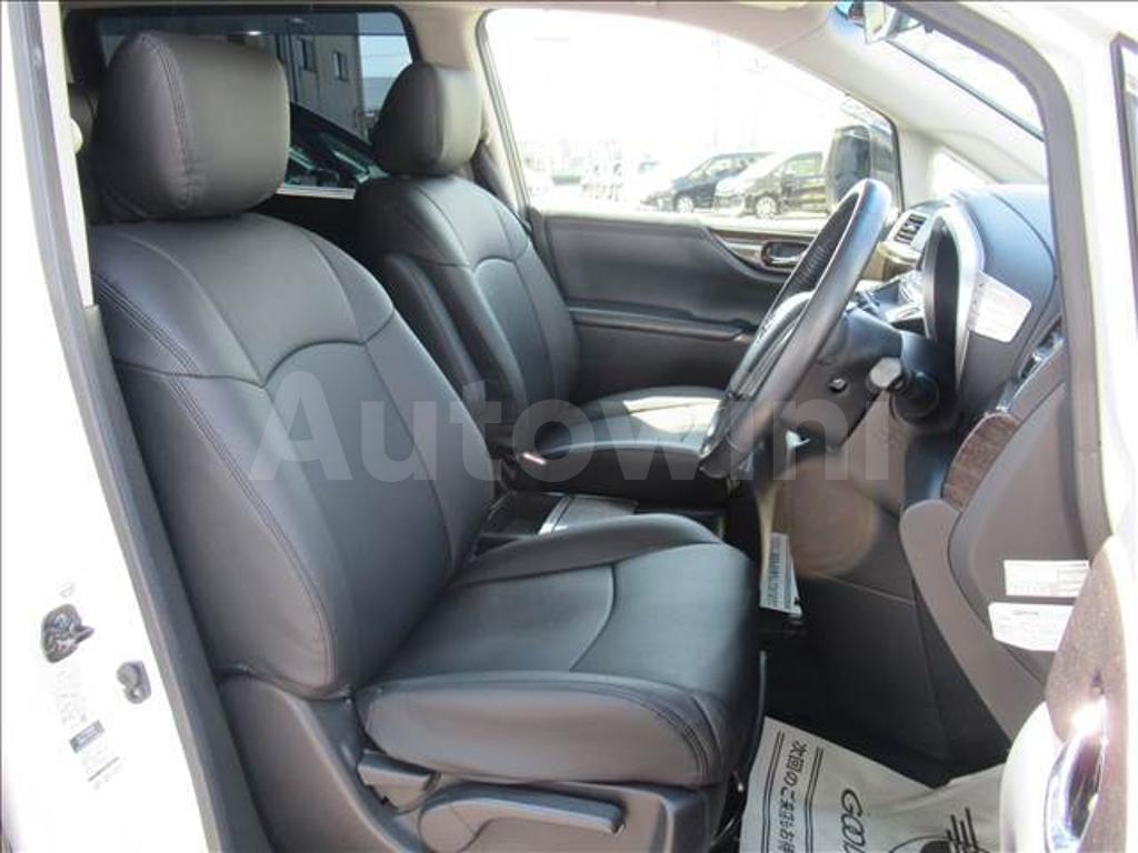 2013 NISSAN ELGRAND - 4