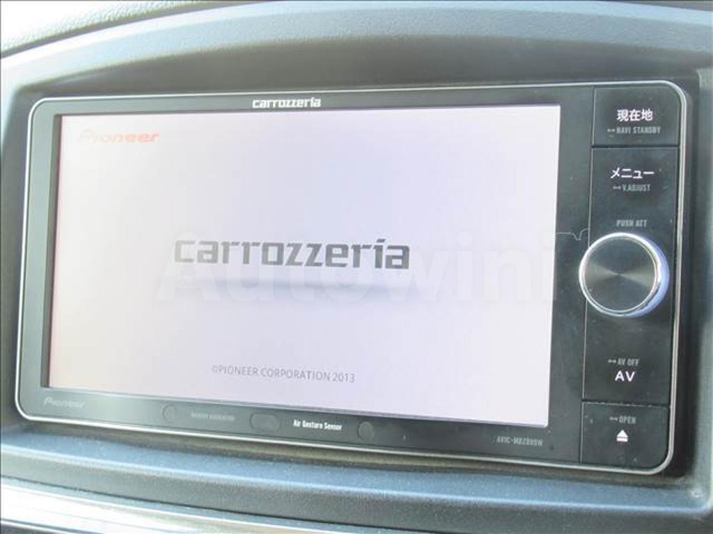 2013 NISSAN ELGRAND - 8