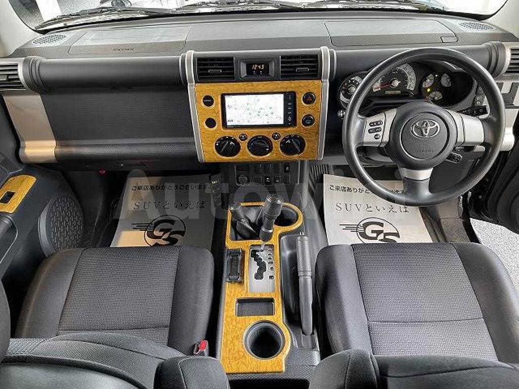 GSJ15-0121517 2012 TOYOTA FJ CRUISER-2