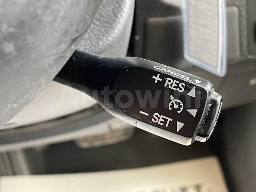 2012 TOYOTA FJ CRUISER - 8