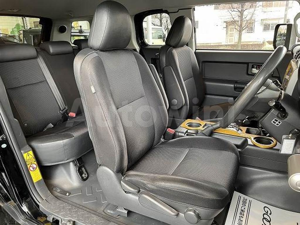 2012 TOYOTA FJ CRUISER - 10
