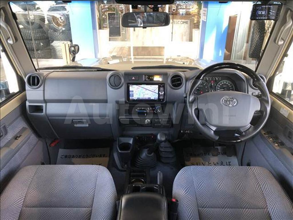 GRJ79-1001767 2015 TOYOTA LAND CRUISER-2