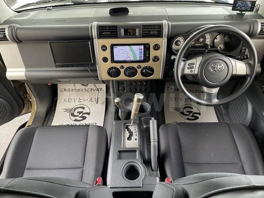 GSJ15-0131617 2015 TOYOTA FJ CRUISER-2