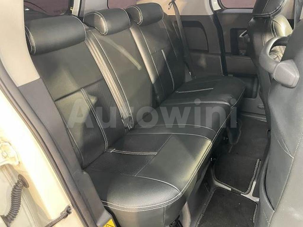 2014 TOYOTA FJ CRUISER - 10