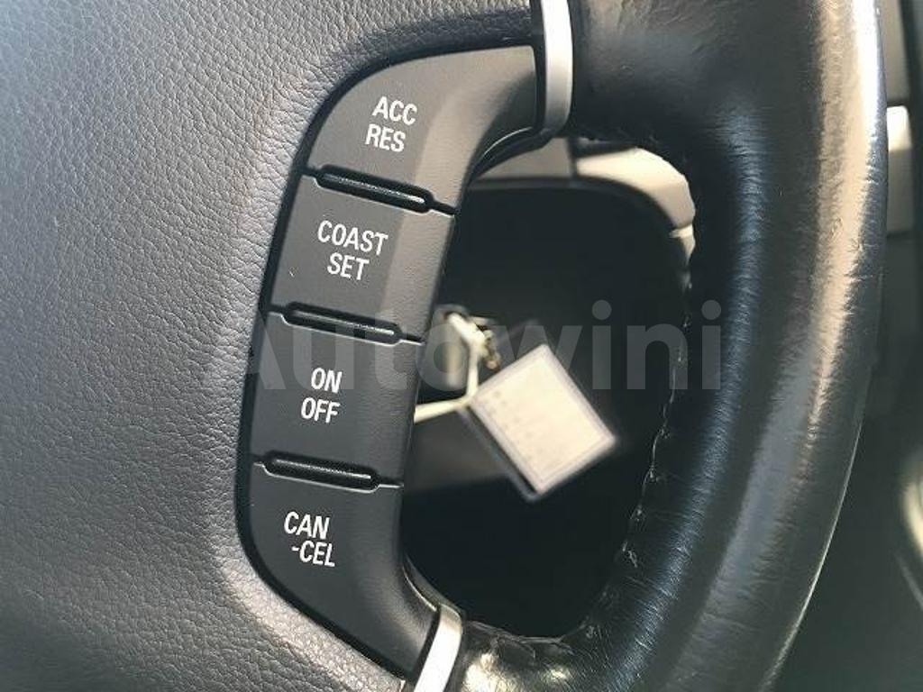 2019 MITSUBISHI PAJERO - 9