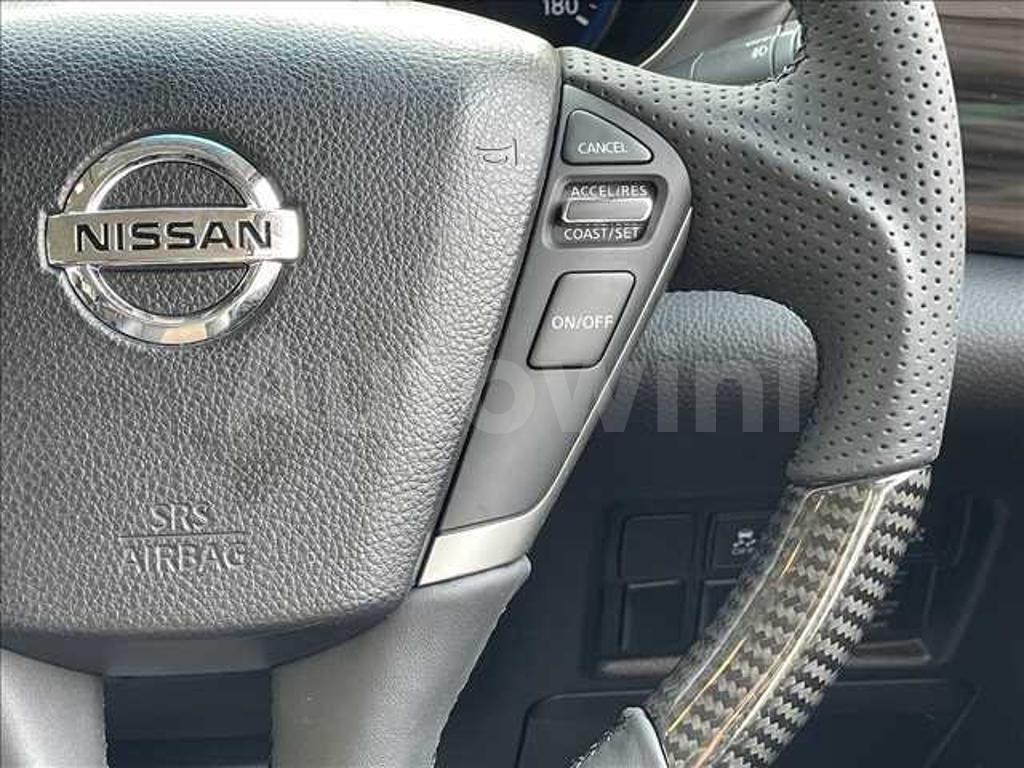 2014 NISSAN ELGRAND - 10