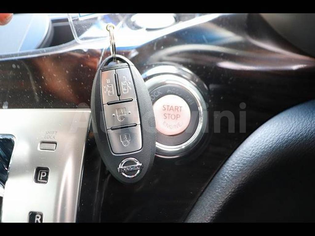2016 NISSAN ELGRAND - 9