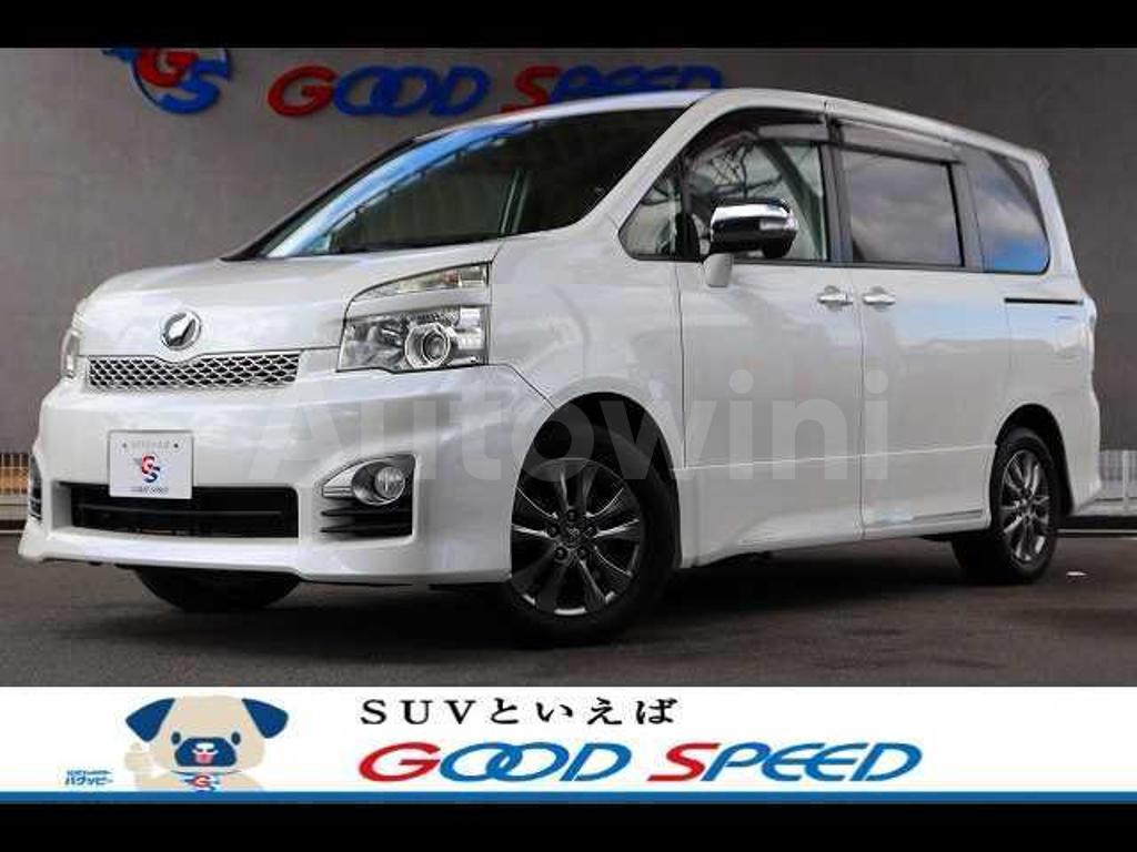 ZRR70-0463413 2011 TOYOTA VOXY-0