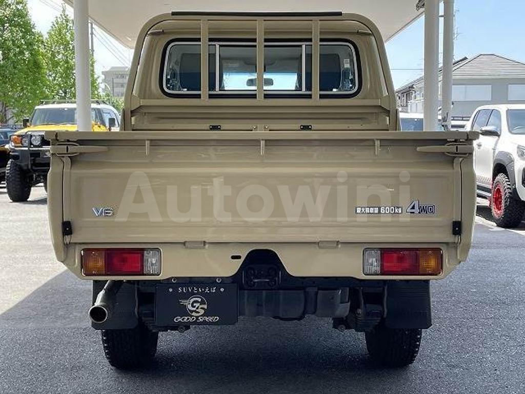 2014 TOYOTA LAND CRUISER - 10