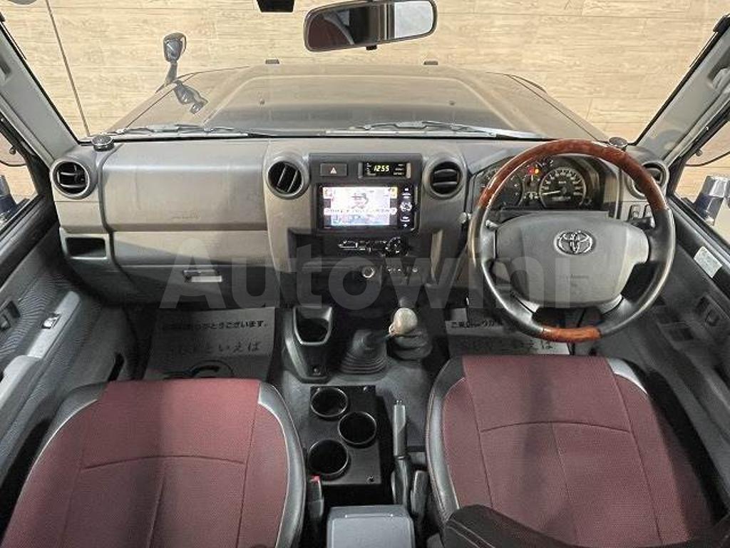 GRJ76-1005233 2015 TOYOTA LAND CRUISER VAN-2