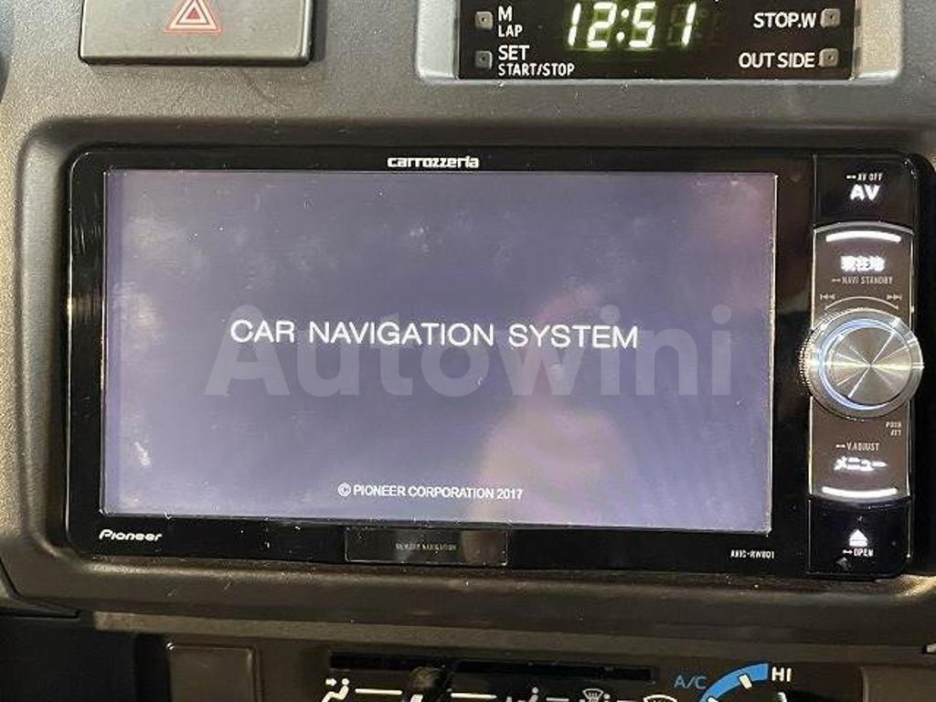 GRJ76-1005233 2015 TOYOTA LAND CRUISER VAN-3