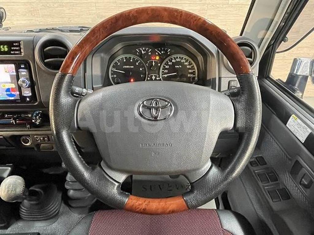 2015 TOYOTA LAND CRUISER VAN - 8