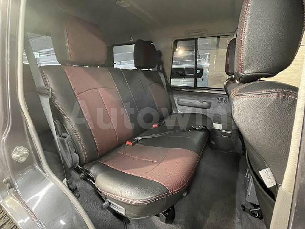 2015 TOYOTA LAND CRUISER VAN - 10