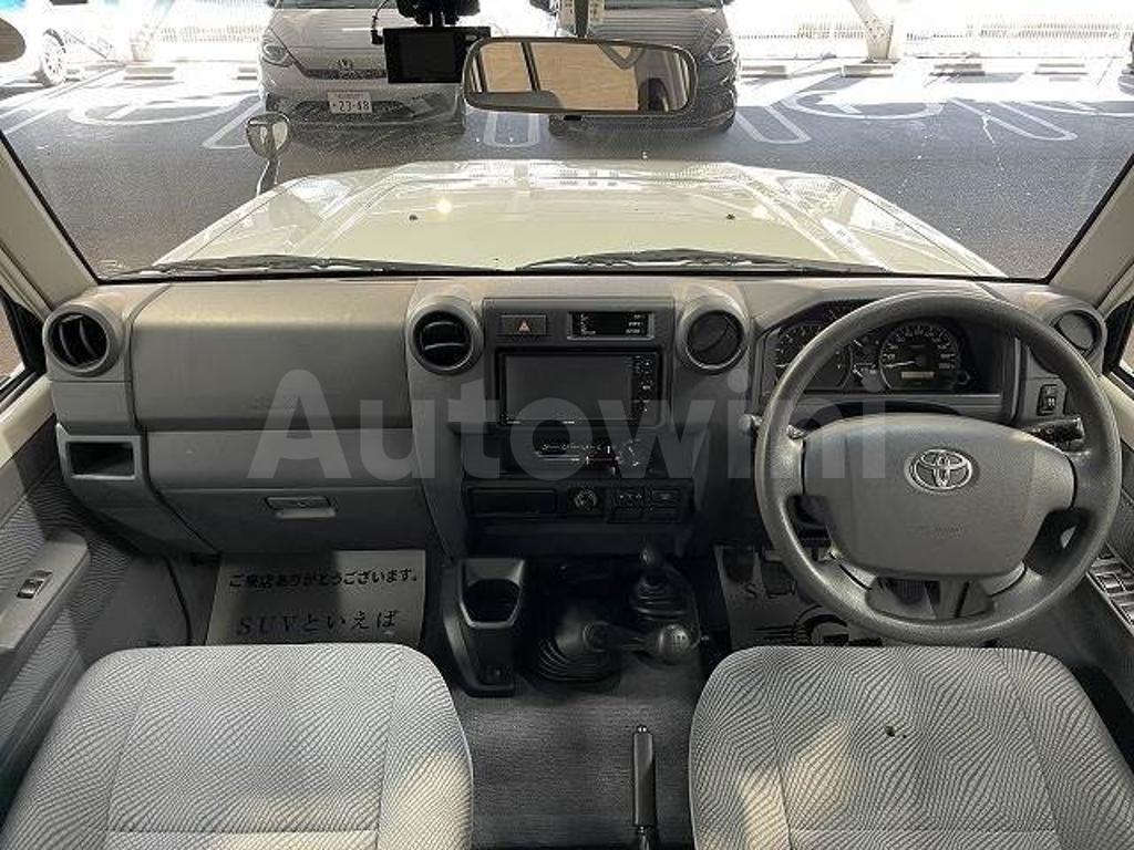 GRJ76-1001115 2014 TOYOTA LAND CRUISER VAN-2