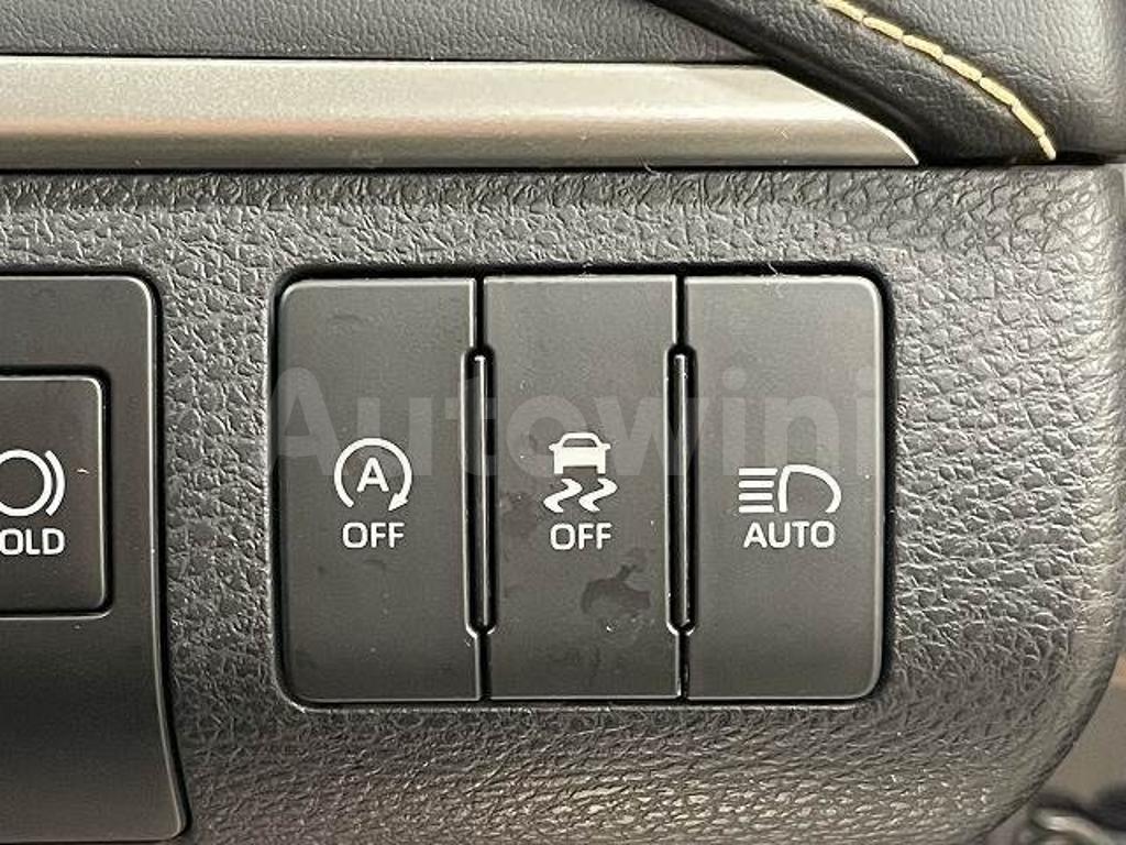 2017 TOYOTA HARRIER - 7