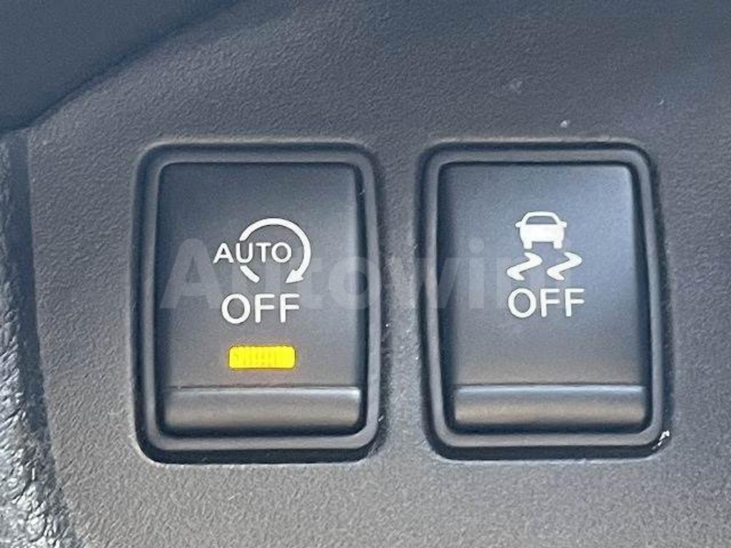 2015 NISSAN SERENA - 8