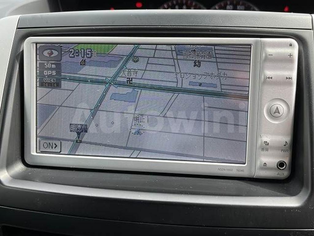 ZRR70-0386544 2010 TOYOTA VOXY-2