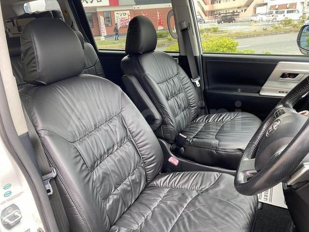 2010 TOYOTA NOAH - 9