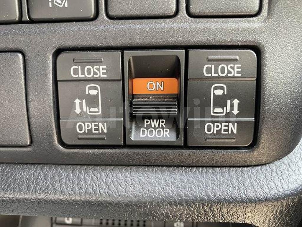 ZRR80-0245931 2016 TOYOTA ESQUIRE-5