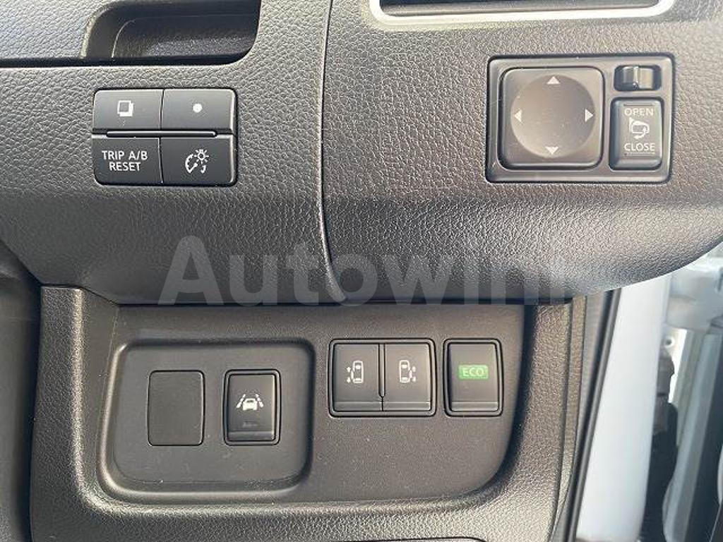 HFC26-255645 2015 NISSAN SERENA-3
