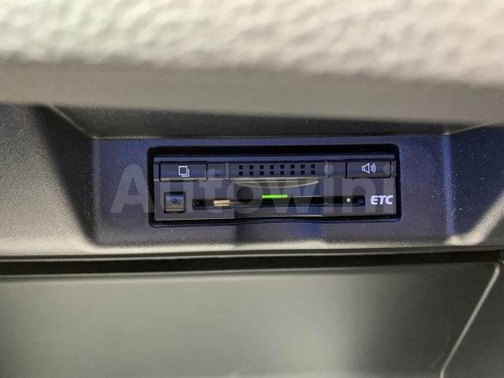 2015 TOYOTA HARRIER - 2