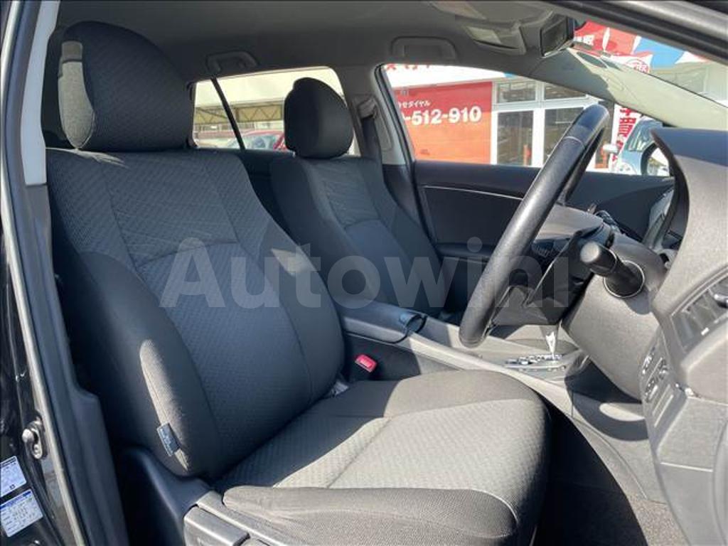 ZRT272-0003765 2012 TOYOTA AVENSIS-3