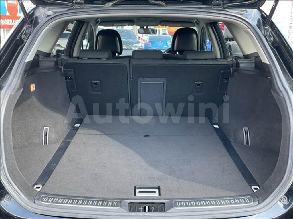ZRT272-0003765 2012 TOYOTA AVENSIS-5