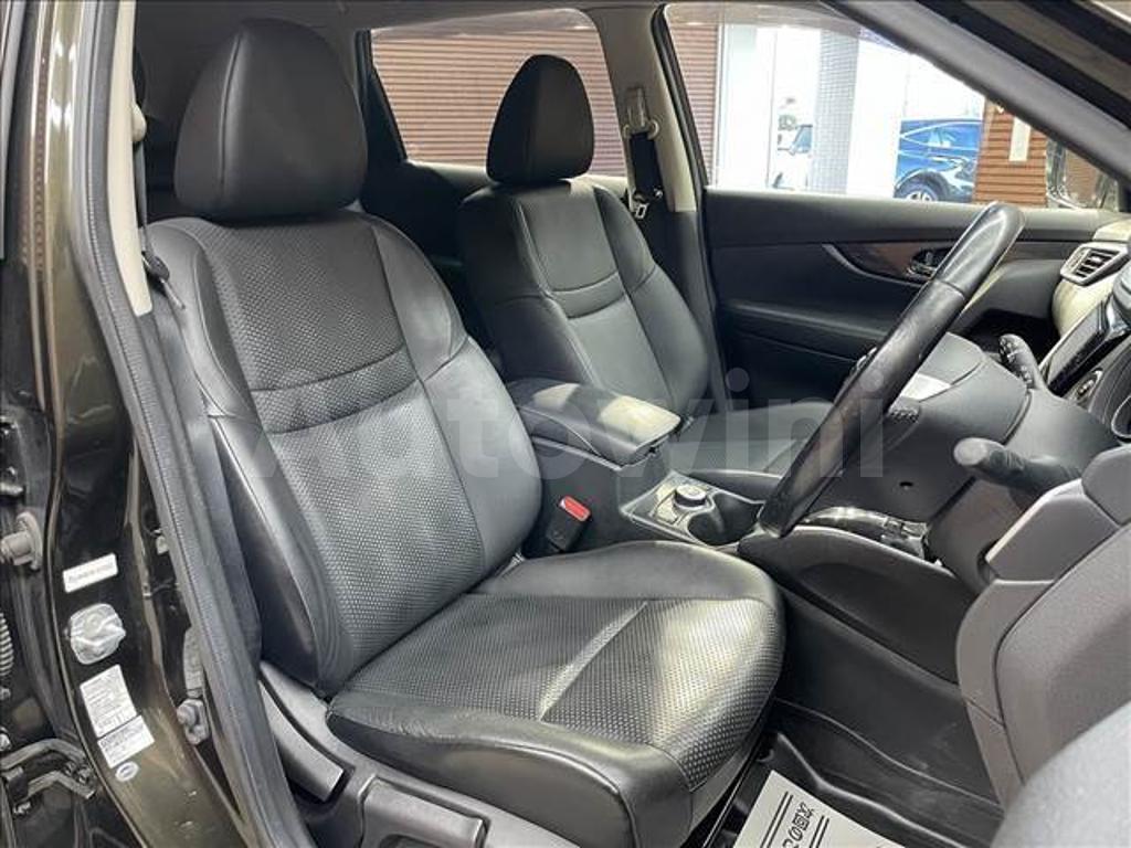 NT32-031911 2014 NISSAN X TRAIL-4