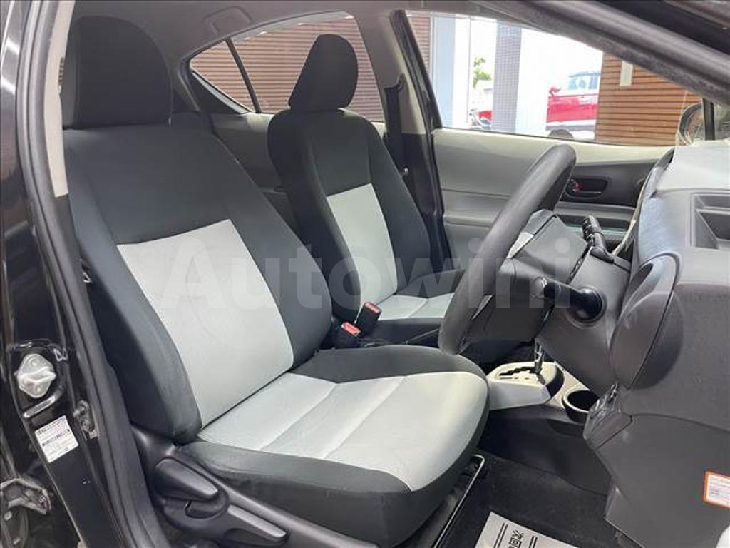 NHP10-2050753 2012 TOYOTA AQUA S-4