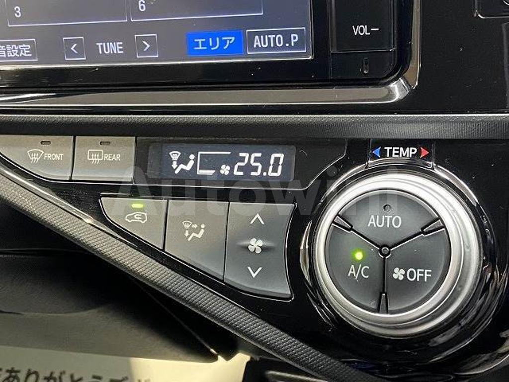 2015 TOYOTA AQUA - 10