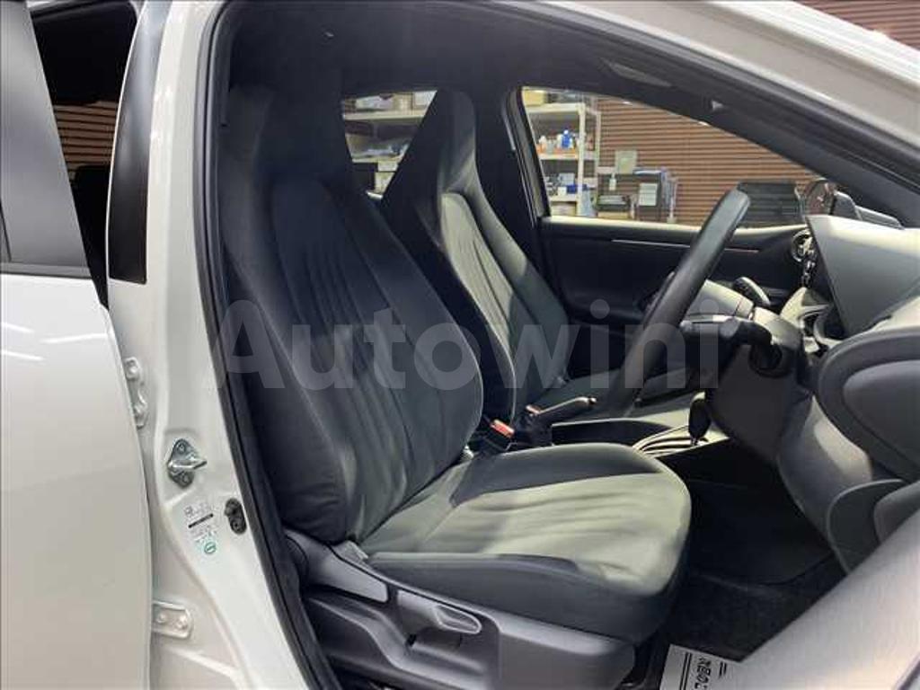 KSP210-0010725 2020 TOYOTA YARIS-5