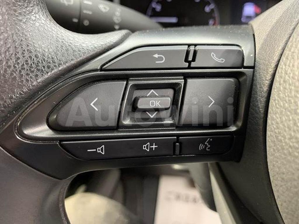 2020 TOYOTA YARIS - 8