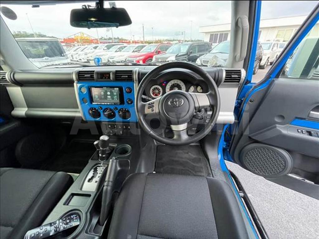 2012 TOYOTA FJ CRUISER - 10