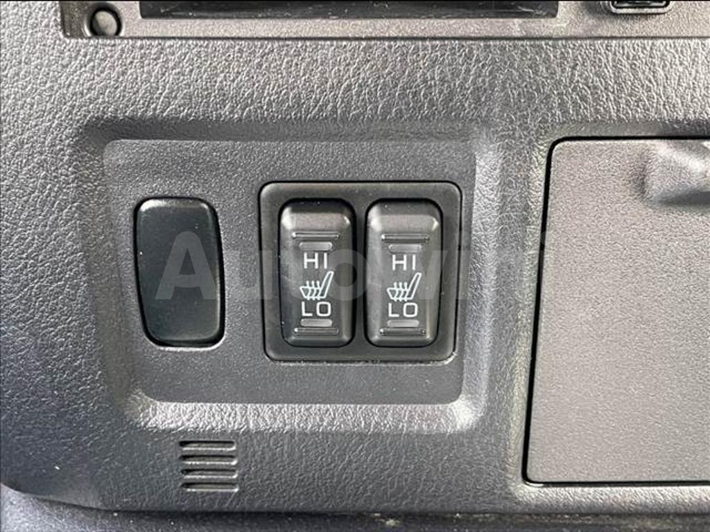 V98W-0401539 2011 MITSUBISHI PAJERO-5