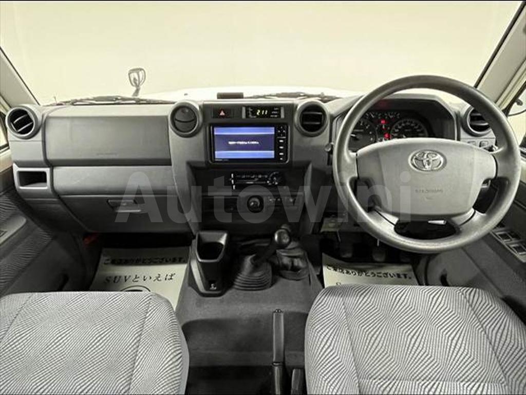 GRJ76-1002636 2015 TOYOTA LAND CRUISER 30TH ANNIVERSARY-2