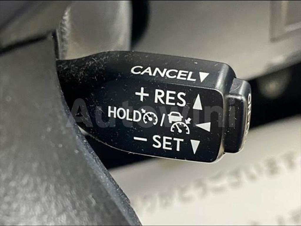 URJ202-4136323 2016 TOYOTA YARIS-5