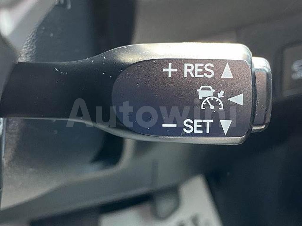 2014 TOYOTA HARRIER - 8
