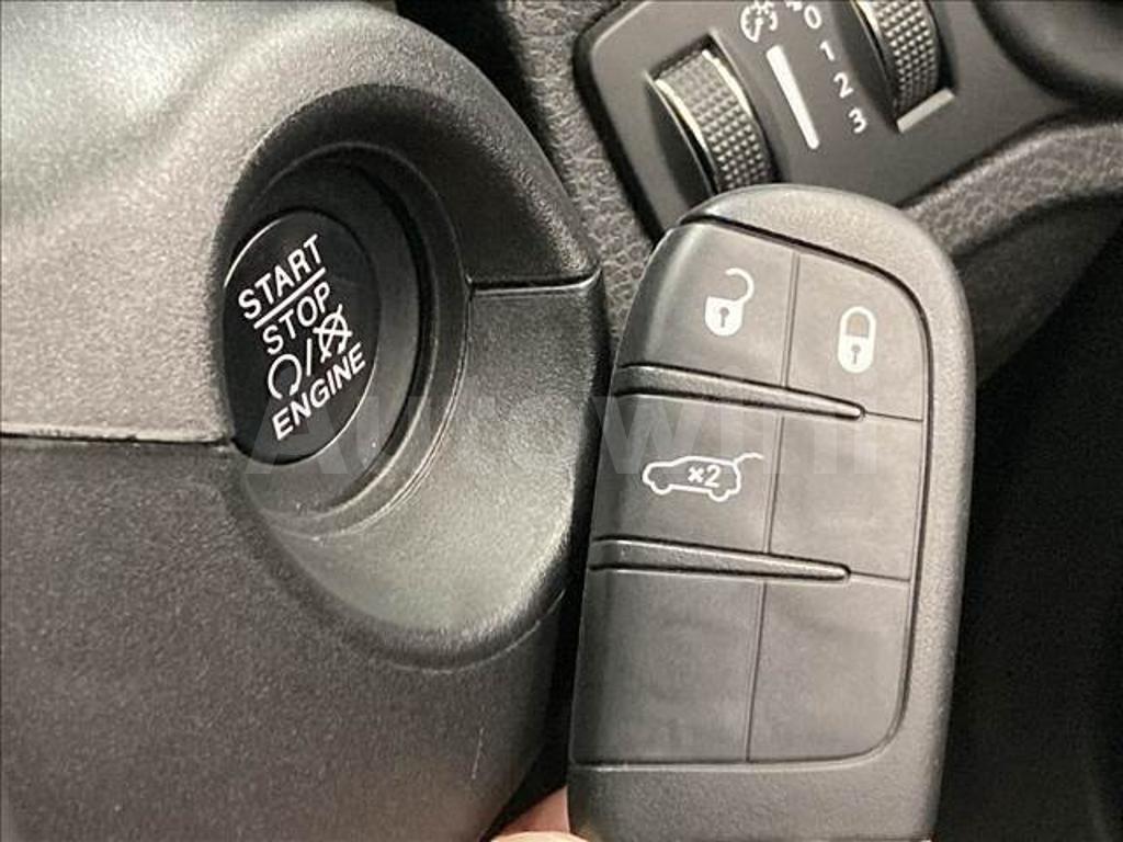 2016 FIAT 500X - 9