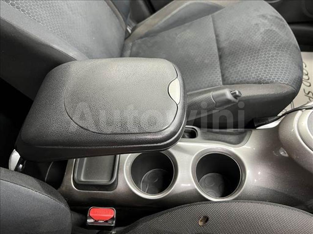 2012 NISSAN JUKE - 10