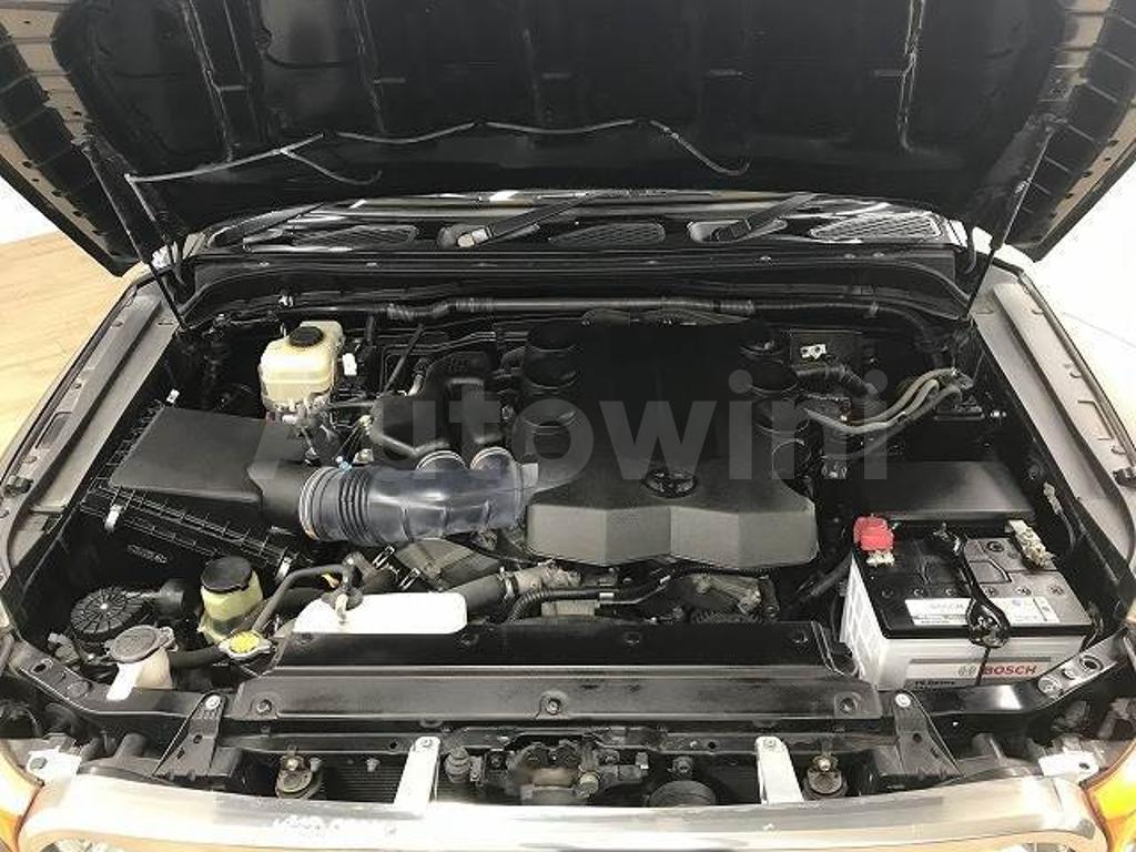 GSJ15-0119699 2012 TOYOTA FJ CRUISER-2