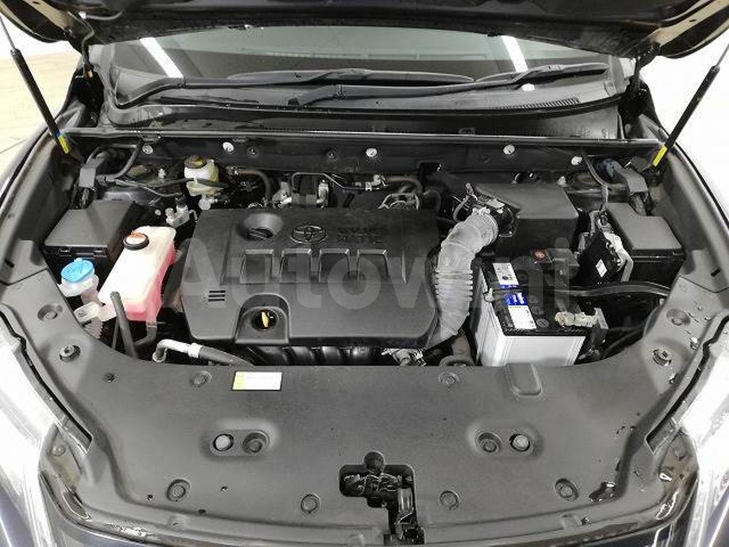ZSU60-0061740 2015 TOYOTA HARRIER-2