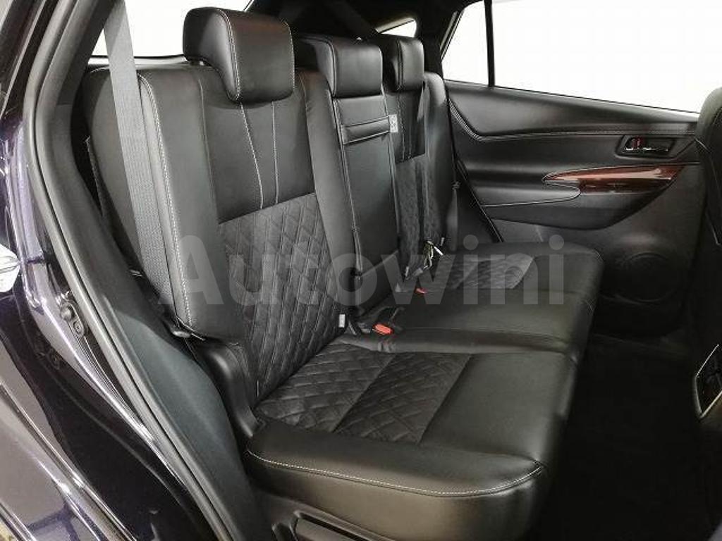 2015 TOYOTA HARRIER - 10