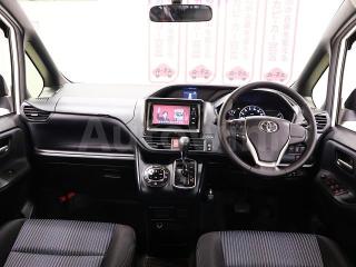 ZRR800077375 2014 TOYOTA NOAH-1