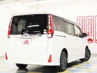 ZRR800077375 2014 TOYOTA NOAH-2