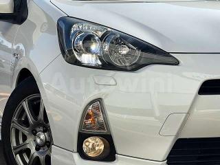 2012 TOYOTA AQUA S - 9