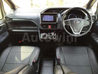 ZWR800203618 2016 TOYOTA VOXY-1