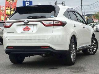 ZSU600123996 2017 TOYOTA HARRIER PROGRESS-2