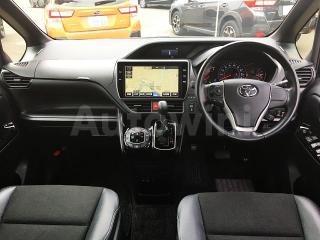 ZRR800422869 2018 TOYOTA NOAH-1