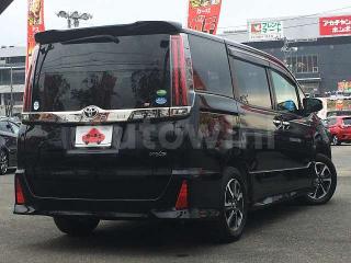 ZRR800422869 2018 TOYOTA NOAH-2